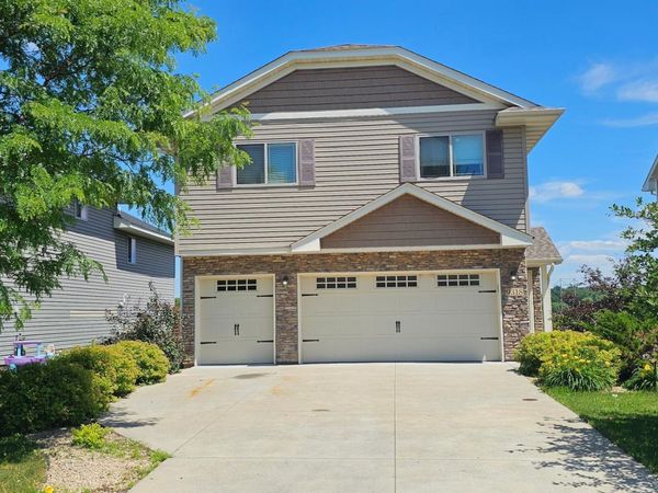 9318 Golden Pond Lane N, Monticello, MN 55362