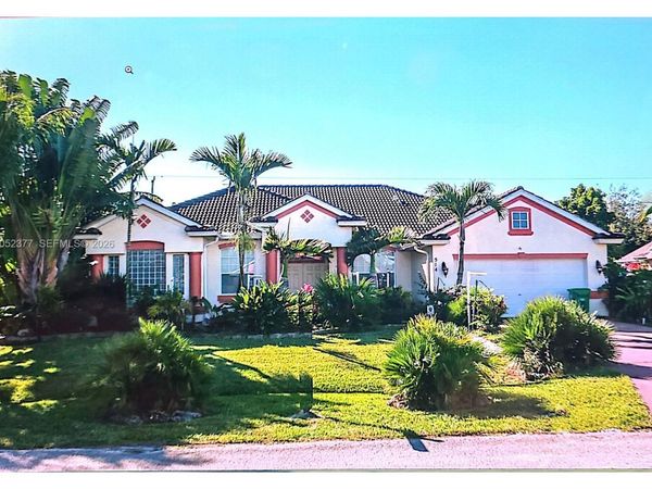 514 SW Laconic Ave , Port St. Lucie, FL 34953