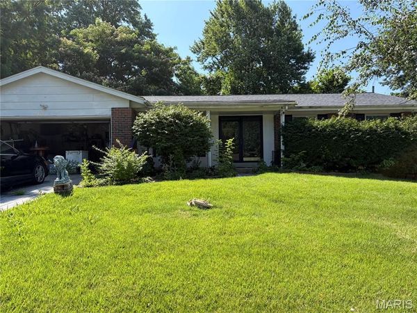 3424 San Sevilla Court, Bridgeton, MO 63044