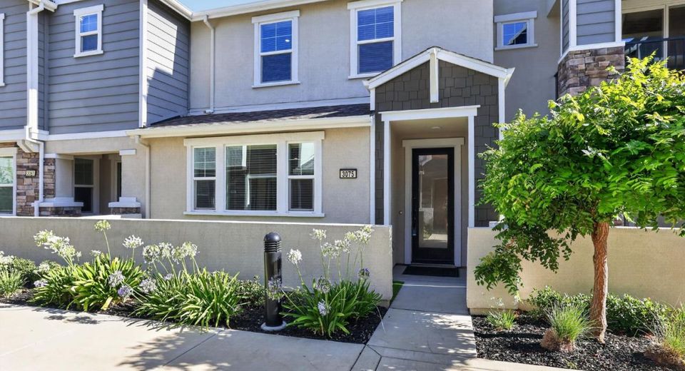 3075 Blue Cove Walk, Sacramento, CA 95833 Photo