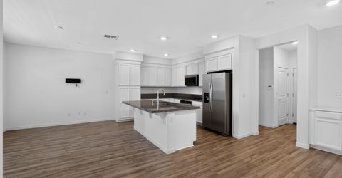 3075 Blue Cove Walk, Sacramento, CA 95833 Photo
