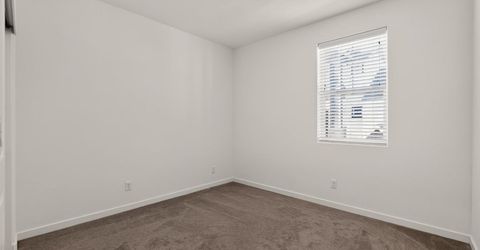 3075 Blue Cove Walk, Sacramento, CA 95833 Photo