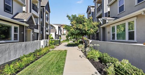 3075 Blue Cove Walk, Sacramento, CA 95833 Photo
