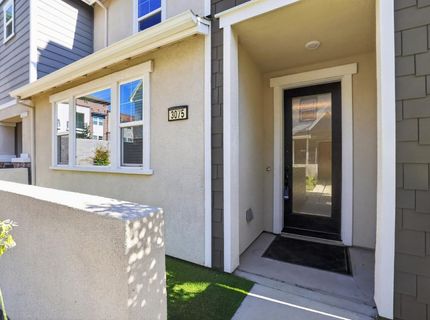 3075 Blue Cove Walk, Sacramento, CA 95833 Photo
