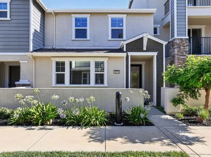 3075 Blue Cove Walk, Sacramento, CA 95833 Photo