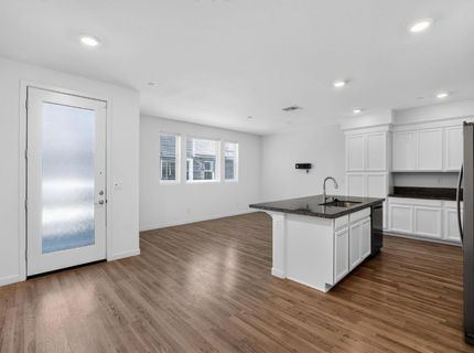 3075 Blue Cove Walk, Sacramento, CA 95833 Photo