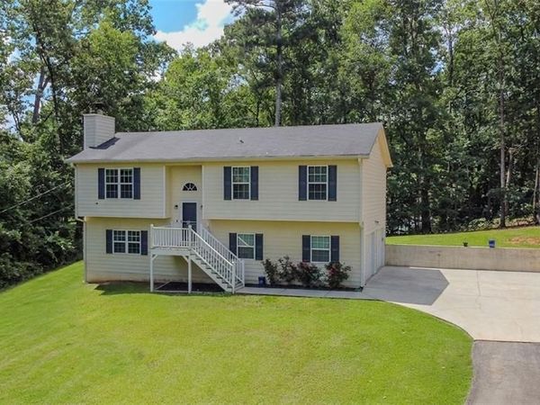 3796 Cannon Drive , Douglasville, GA 30135