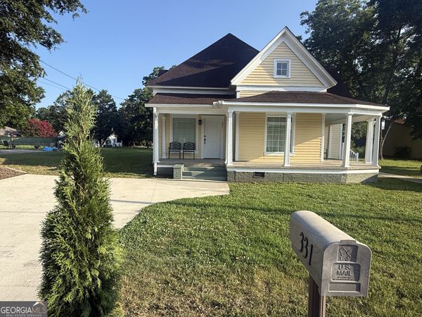 331 College Street, Royston, GA 30662