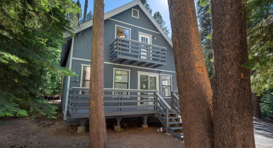 12458 Greenwood Drive, Truckee, CA 96161 Photo