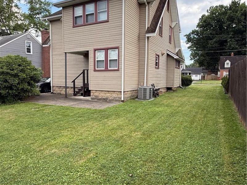 34 Maple Drive, Boardman, OH 44512 Photo 4
