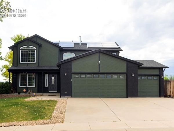 7406 Waterside Drive, Colorado Springs, CO 80925
