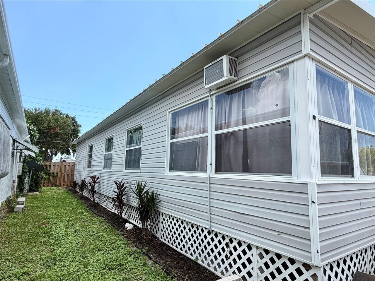 916 51st Avenue Plaza W, Bradenton, FL 34207 Photo