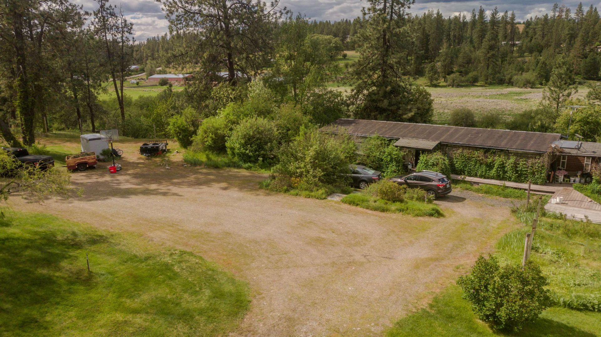 36019 N Milan-elk Rd, Chattaroy, WA 99003 Main Photo