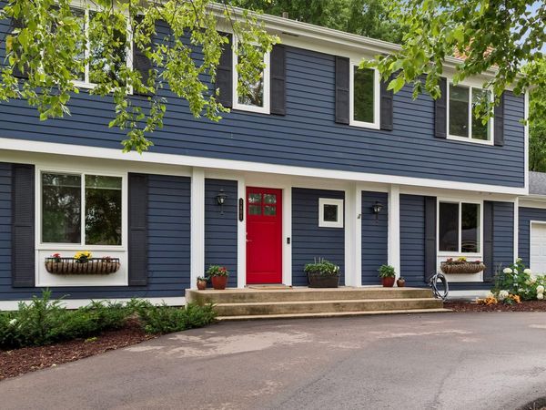 1401 Echo Drive, Burnsville, MN 55337