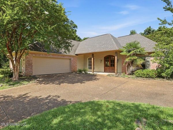 115 Eastside Drive, Brandon, MS 39047