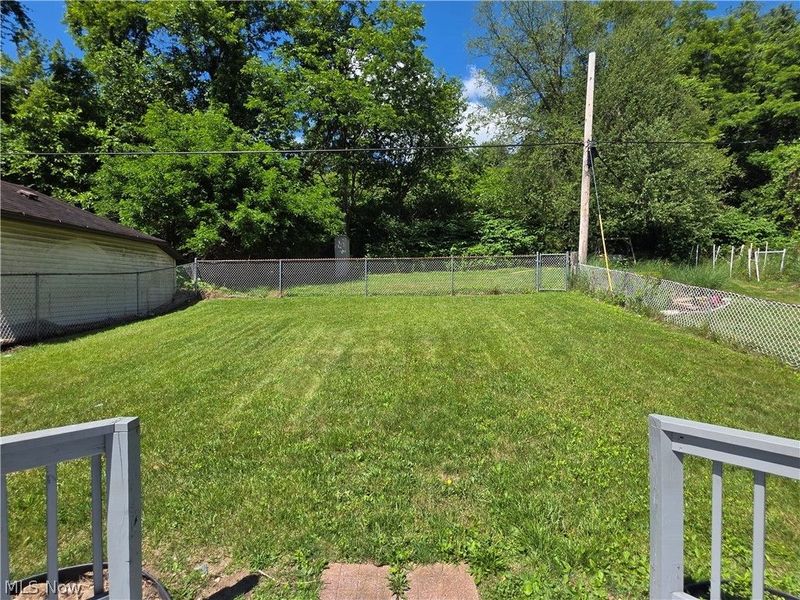 239 Hollywood Boulevard, Steubenville, OH 43952 Photo 5
