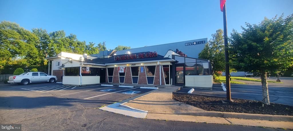 2920 ANNANDALE ROAD, FALLS CHURCH, VA 22042