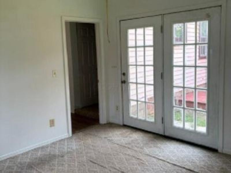 908 Romulus Street, Baltimore, OH 43105 Photo 10