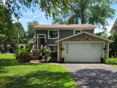 3285 Mapledale Street, Commerce Twp, MI 48382