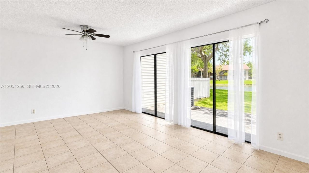 9821 NW 37th St, Unit 7F, Sunrise, FL 33351 Photo