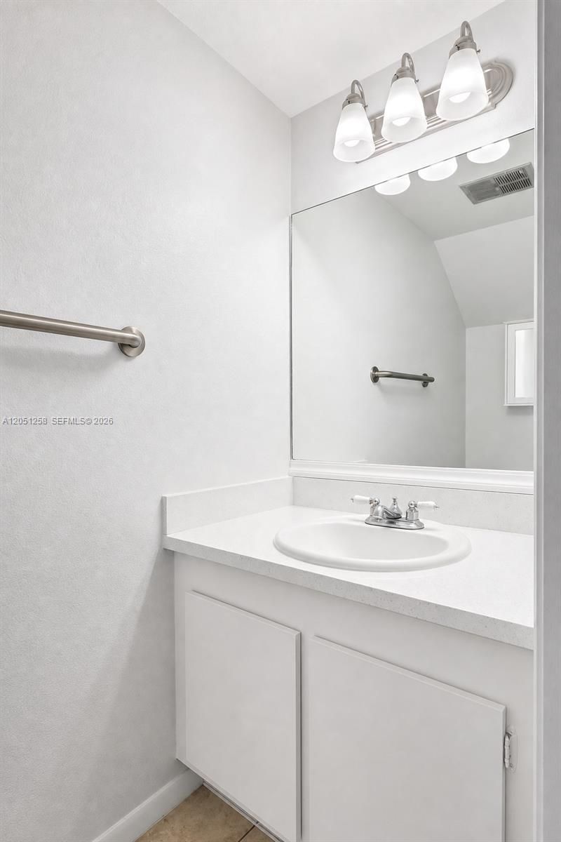 9821 NW 37th St, Unit 7F, Sunrise, FL 33351 Photo