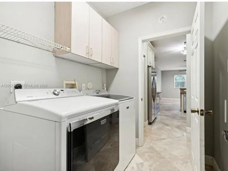 3182 El Camino Real , West Palm Beach, FL 33409 Photo