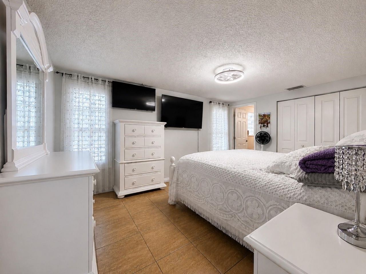 1341 Foxwood Drive , Lutz, FL 33549 Photo
