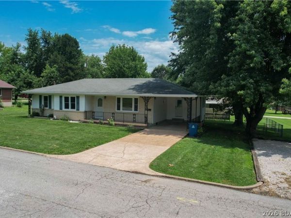 1004 Gayle Drive, Eldon, MO 65026