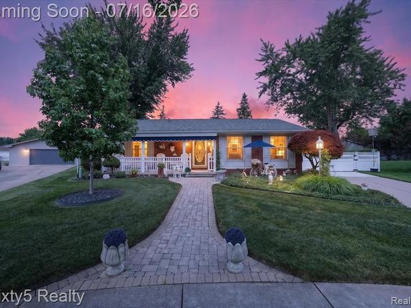 22386 Donnelly Court, Brownstown Twp, MI 48193