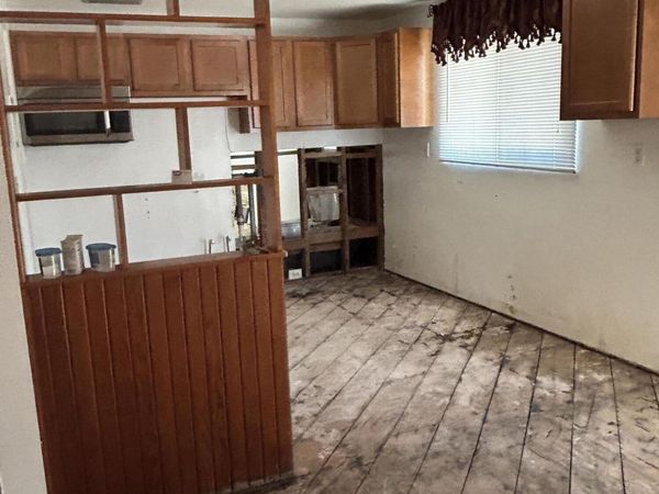 2806 Palomas Drive NE, Albuquerque, NM 87110