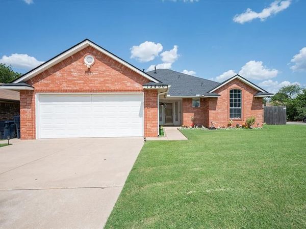 12400 Fox Run Drive, Oklahoma City, OK 73142