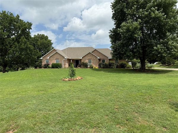 341172 E 1045 Road, Meeker, OK 74855