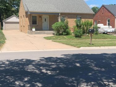 6340 Leighton Avenue, Lincoln, NE 68507