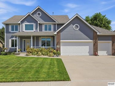 19516 Farnam Street, Omaha, NE 68022