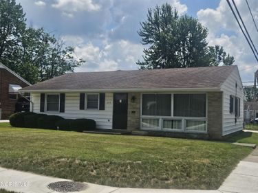 339 W Melrose Avenue, Findlay, OH 45840