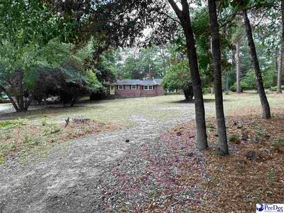 1018 N Rolling Rd, Hartsville, SC 29550