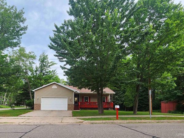 1630 Center Street, Marquette, MI 49855