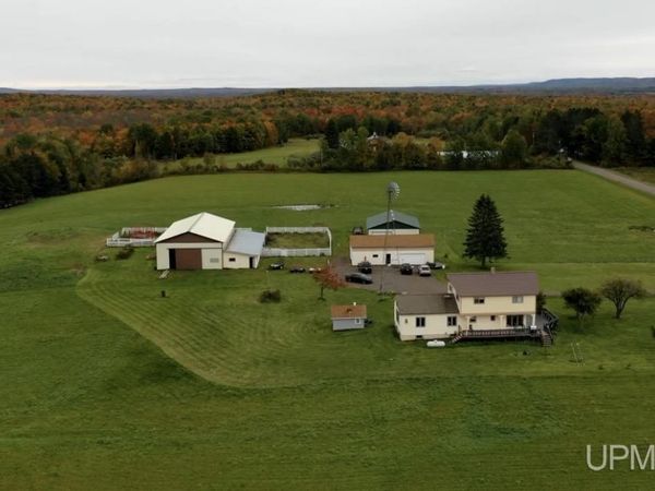 E4446 Orchard Road, Ironwood Twp, MI 49938