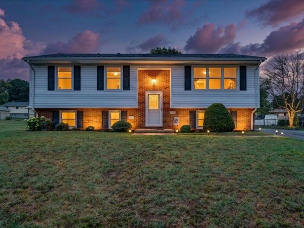 5647 Capito ST , Roanoke, VA 24019