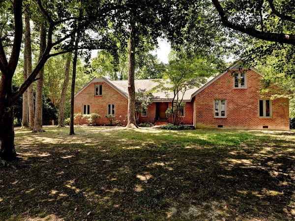 224 William Barksdale , Williamsburg, VA 23185