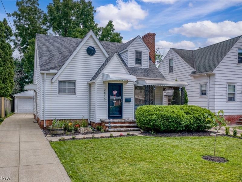 2815 Hearthstone Road, Parma, OH 44134 Photo 1