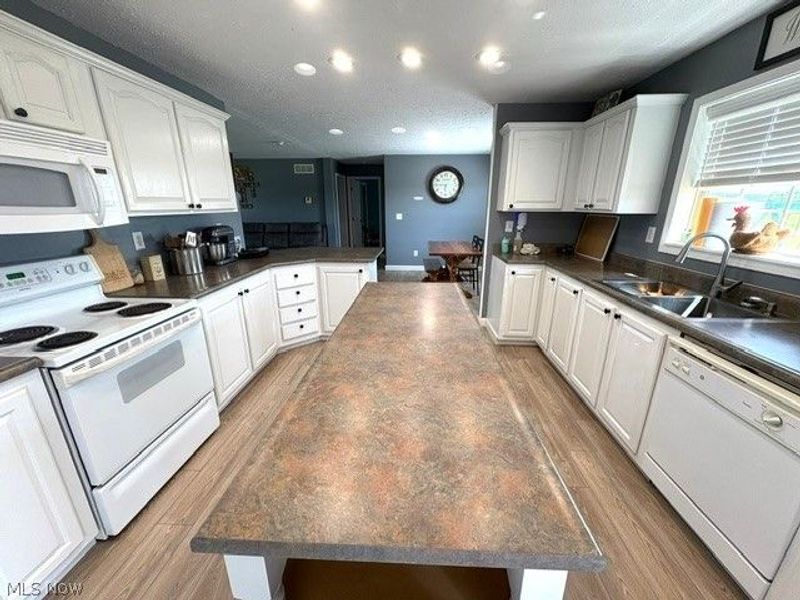 16167 Echo Valley Road, Wellsville, OH 43968 Photo 10