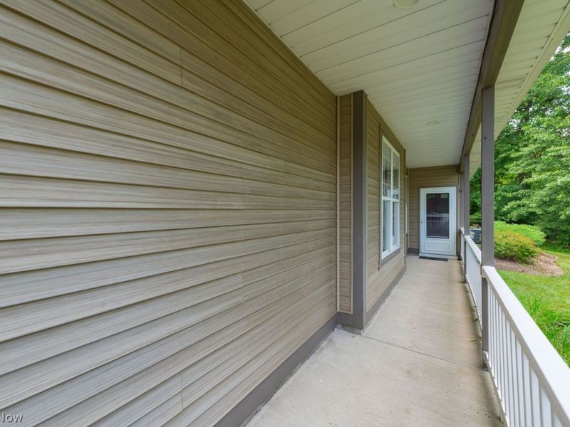 2442 Halifax Court, Avon, OH 44011 Photo 4
