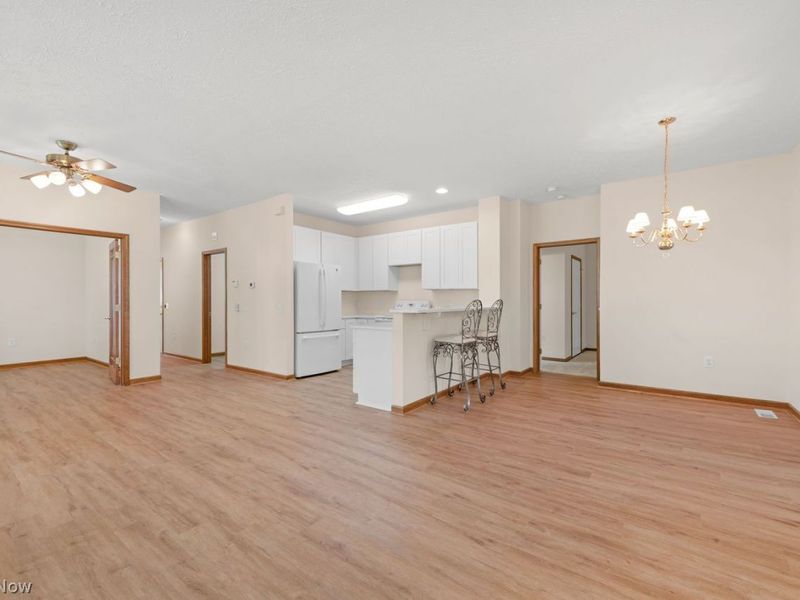 2442 Halifax Court, Avon, OH 44011 Photo 9