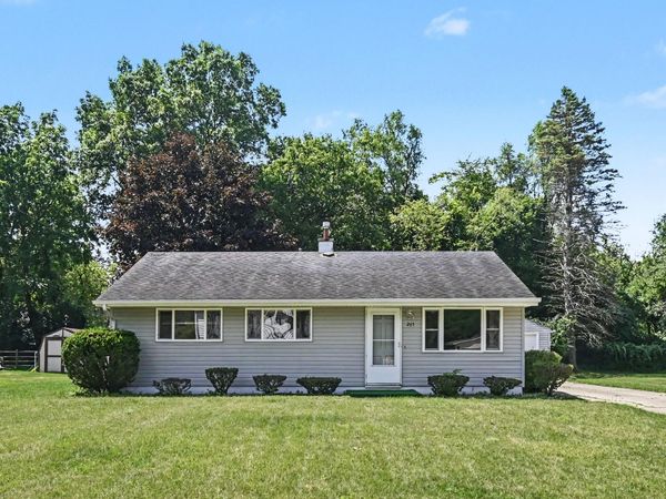 265 Amherst Street, Jackson, MI 49203