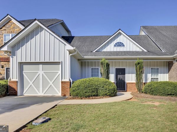 156 Colony Park Lane, Locust Grove, GA 30248
