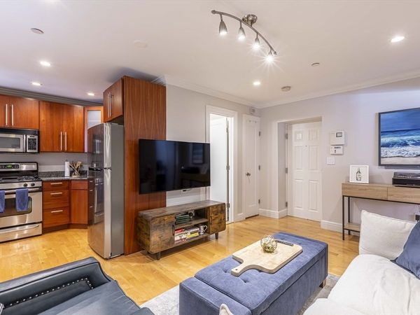52 Cooper St., Unit 1, Boston, MA 02113