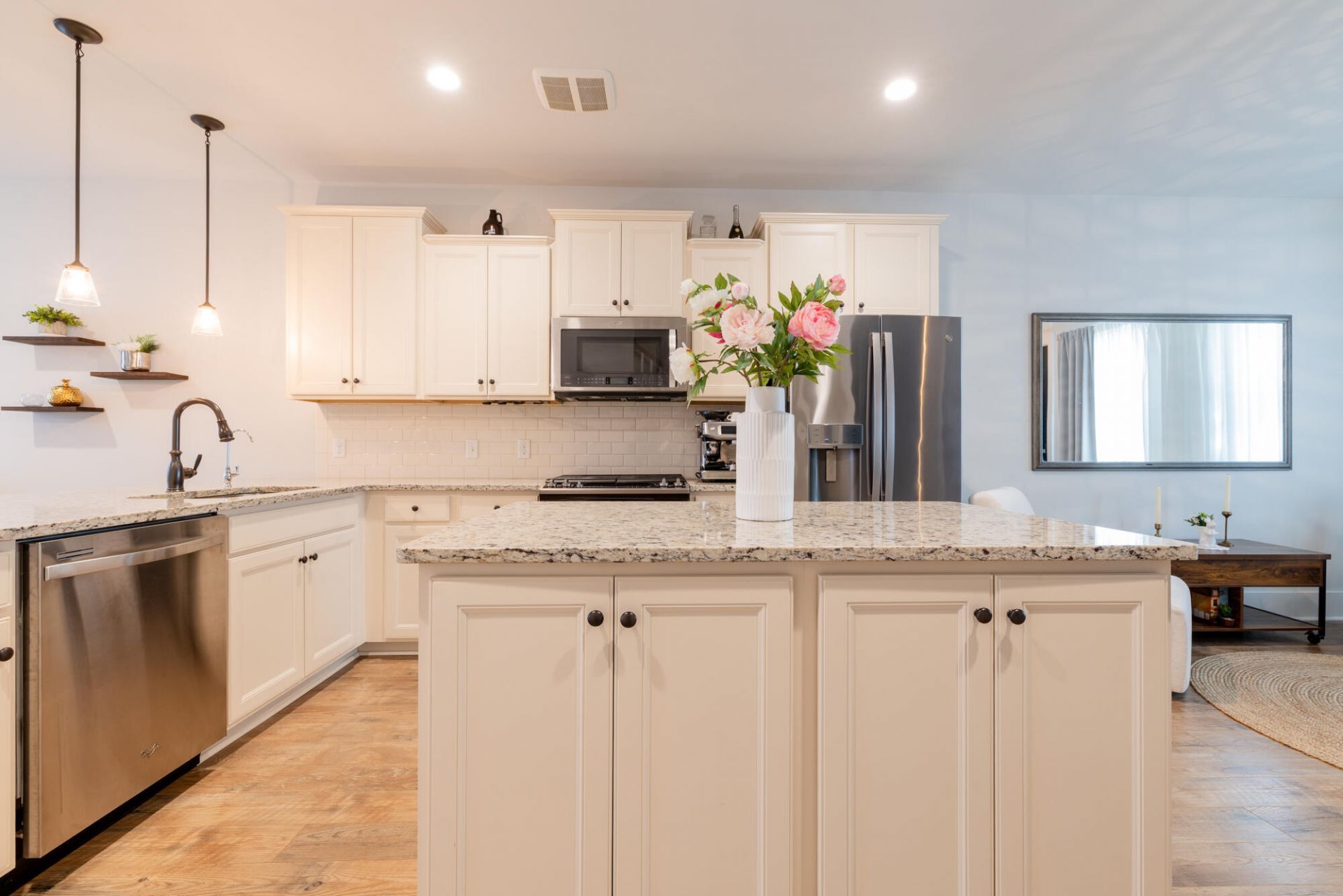 226 Oak Park Street Photo 8