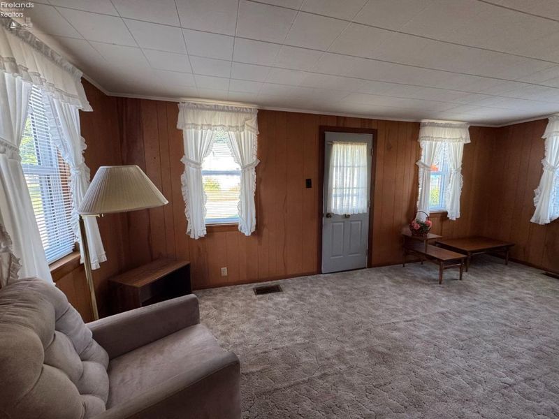 20 S Hamilton Street, Monroeville, OH 44847 Photo 11