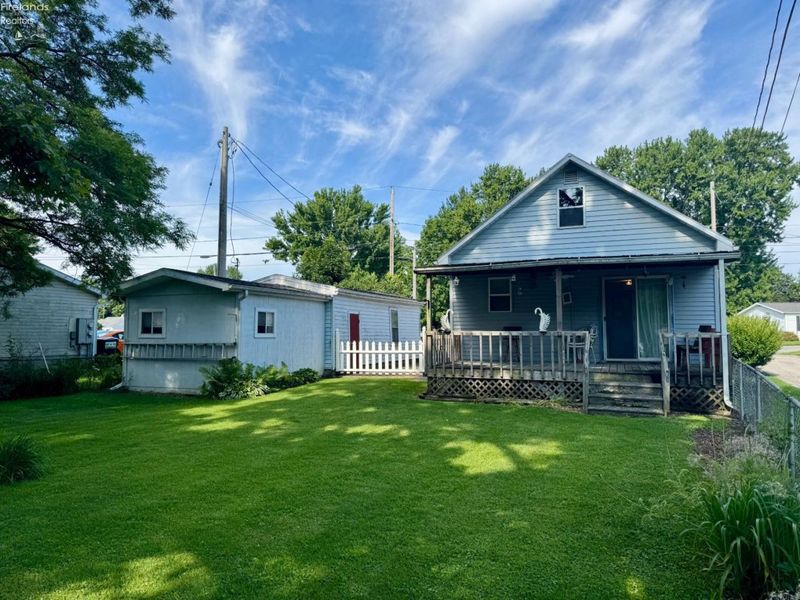 20 S Hamilton Street, Monroeville, OH 44847 Photo 8